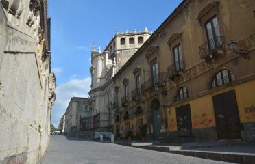 Via dei Crociferi Catania